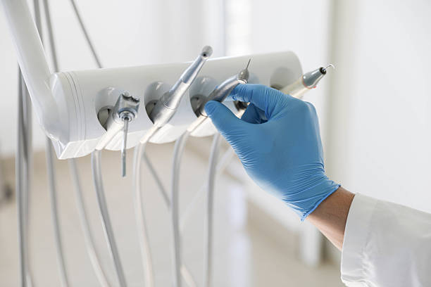 Professional Emergency Dentist technician working in Boswell, PA